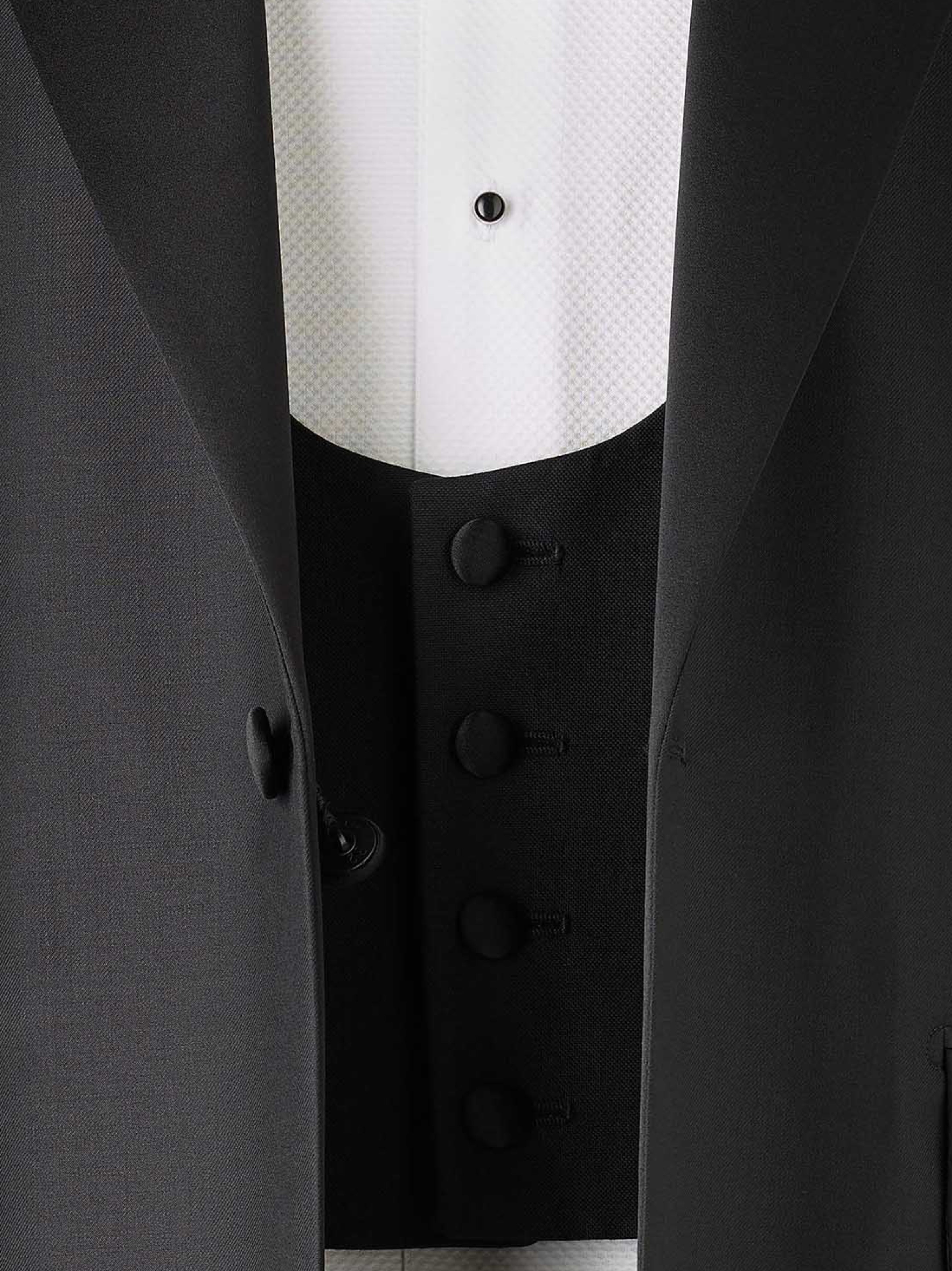 Men's Black Three-Piece Wool Tailored Fit Dinner Suit